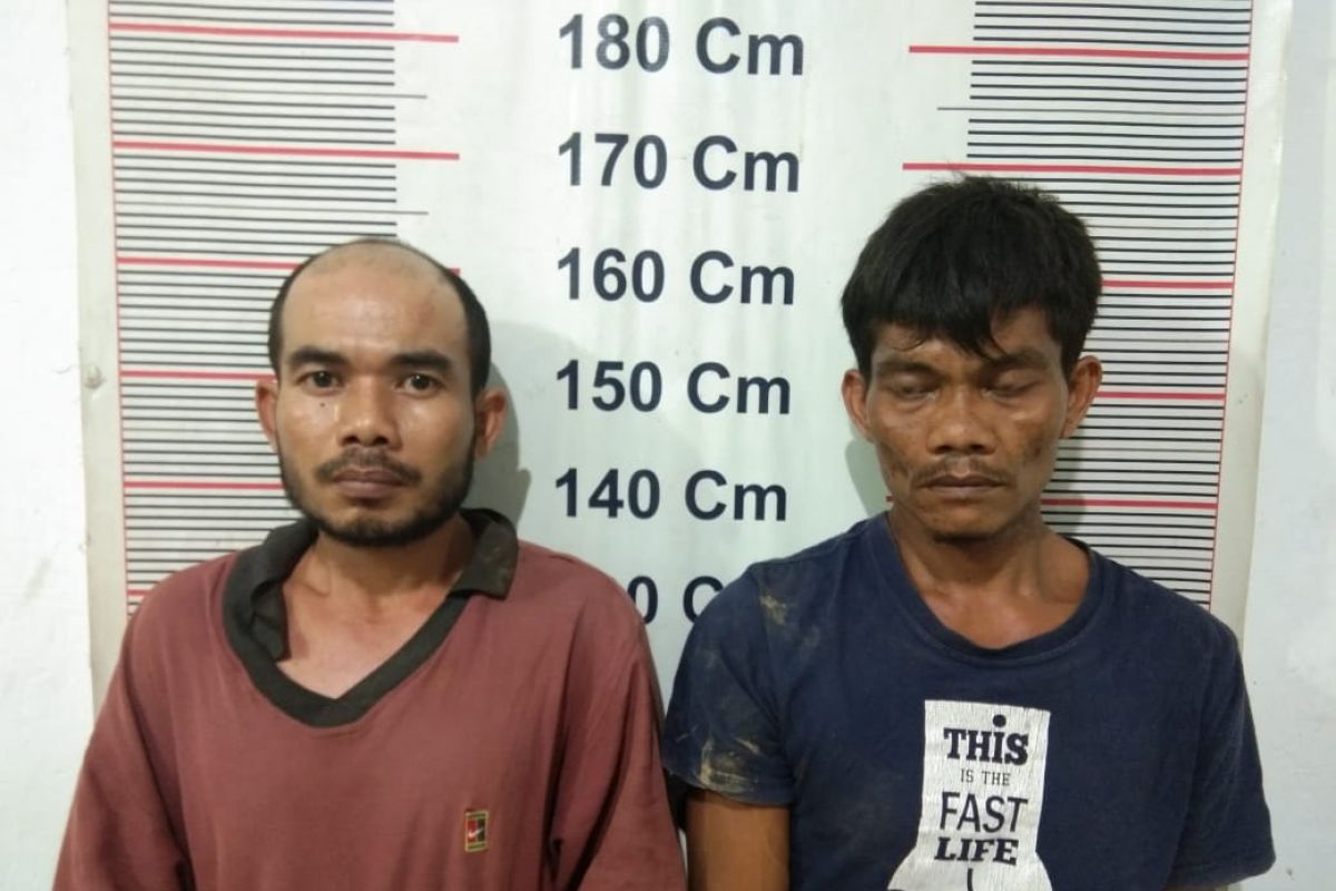 Dua tersangka pengedar sabu-sabu ditangkap dari gubuk