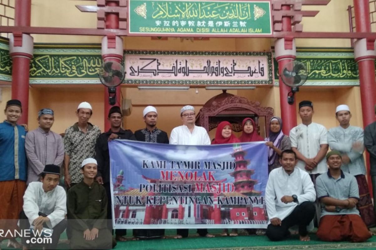 Persatuan Islam Tionghoa Sumsel tolak politisasi masjid