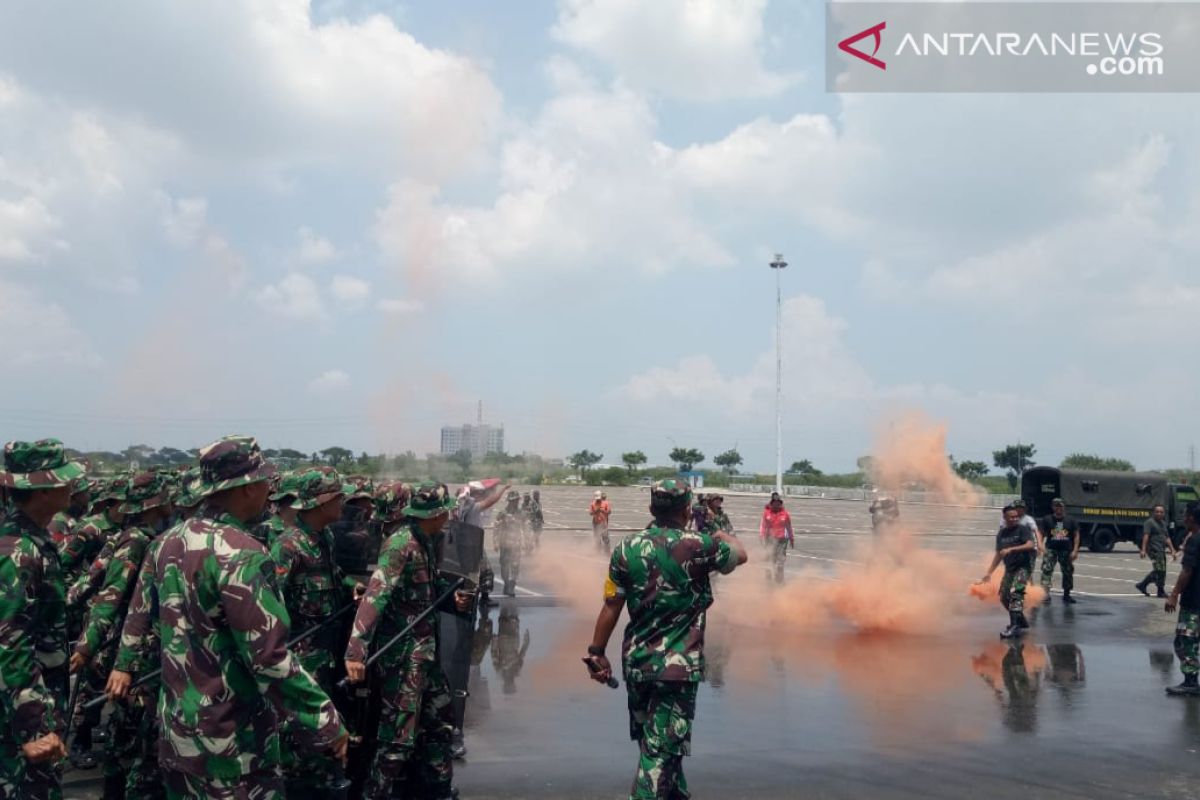 Ratusan prajurit TNI Bekasi gelar latihan PHH Pemilu