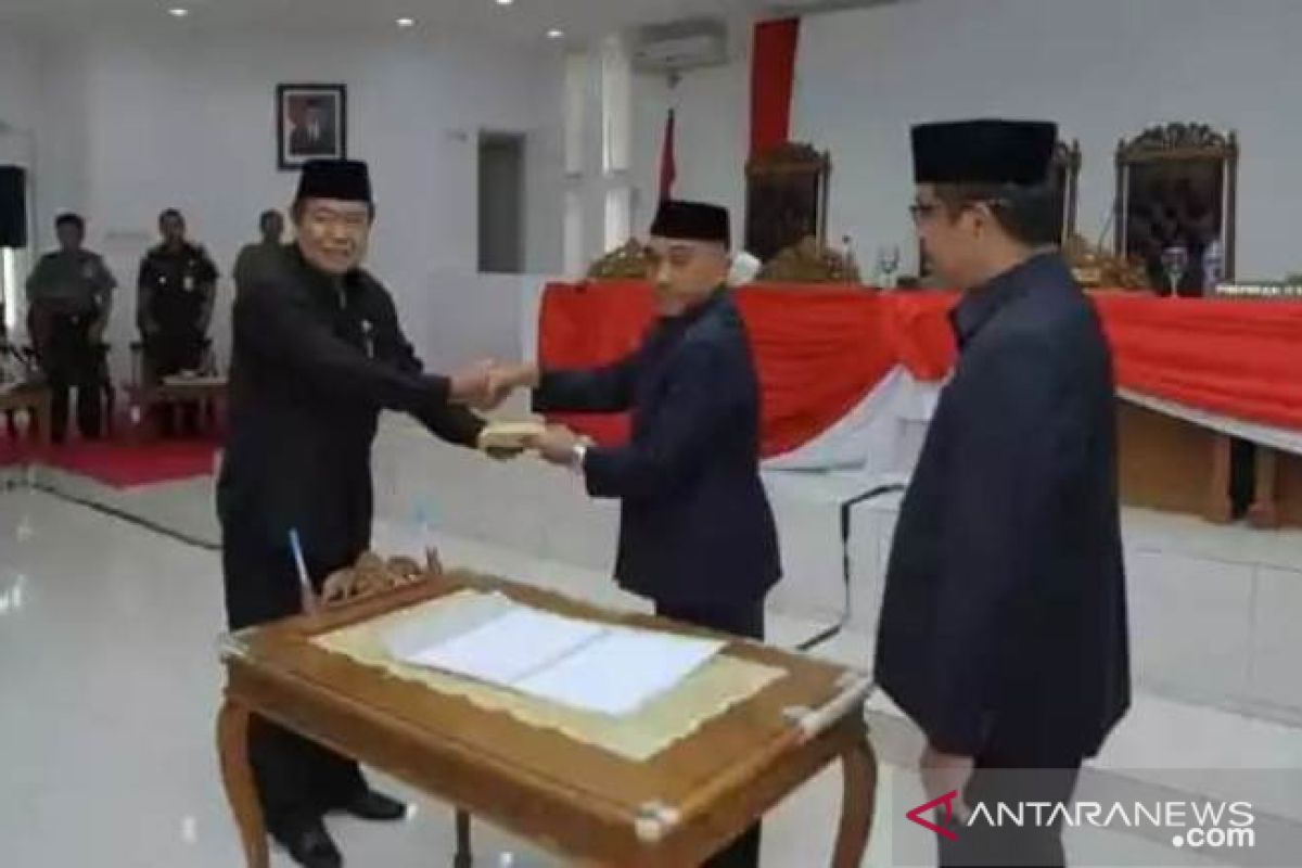 DPRD Basel Sampaikan LKPJ Bupati Tahun Anggaran 2018