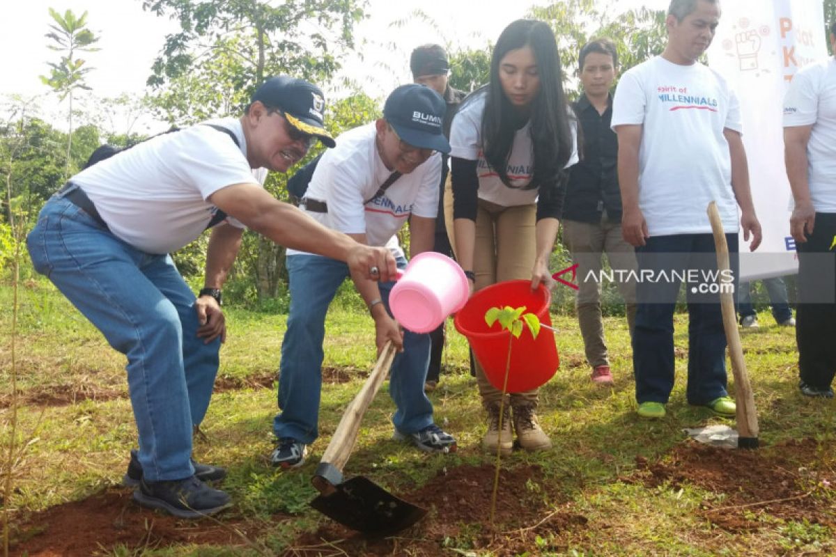 ASABRI lakukan kegiatan padat karya tunai dan sosial milenial