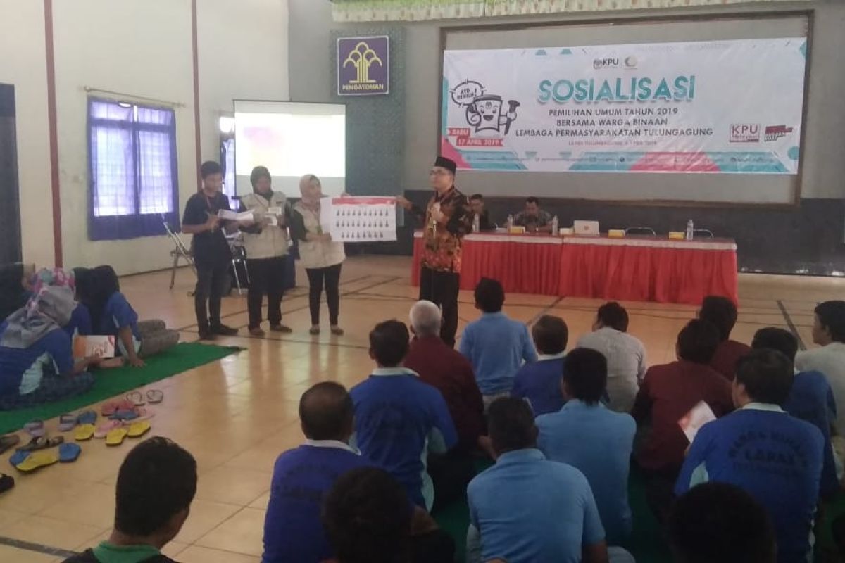 KPU gelar sosialisasi teknisi pencoblosan pemilu di LP Tulungagung