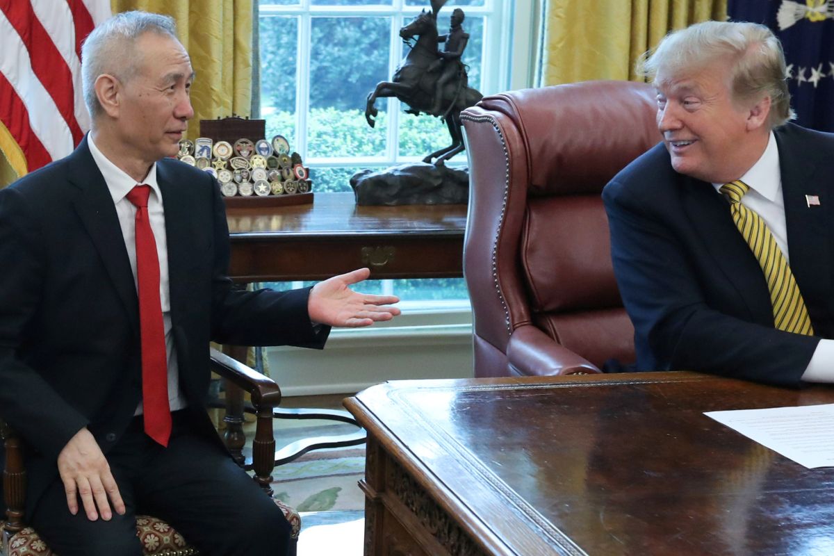 Trump mengatakan tidak terburu-buru rampungkan kesepakatan dagang China