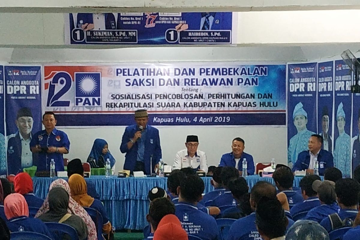 Caleg PAN ajak masyarakat meriahkan pesta demokrasi tanpa konflik