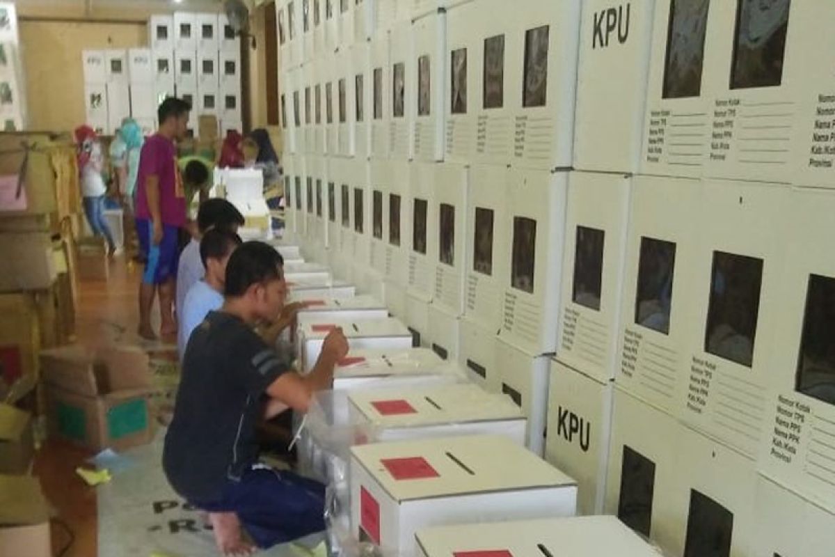 KPU Jepara prioritaskan distribusi logistik pemilu ke Karimunjawa