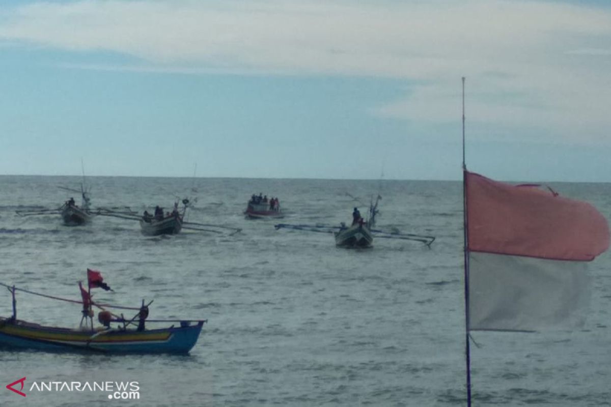 Kompleks nelayan Malabero mencekam pasca-bentrok