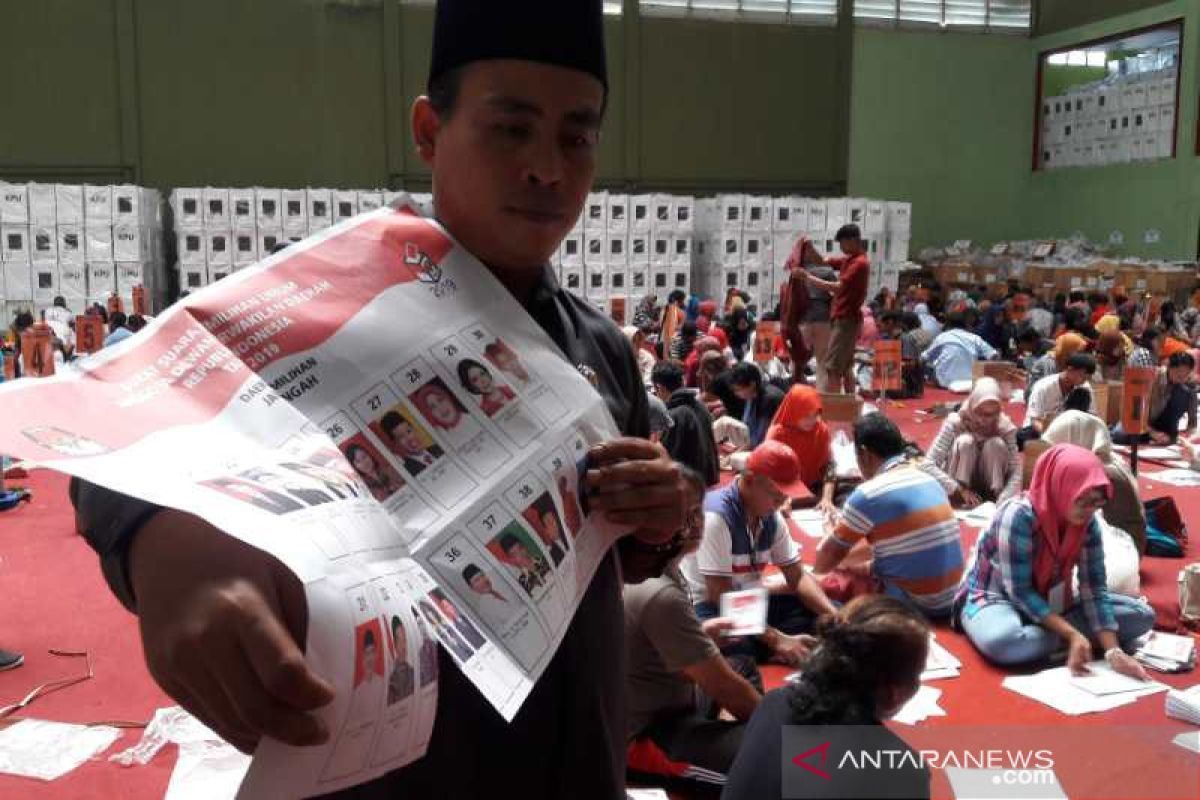 KPU Temanggung kekurangan 26.004 surat suara Pemilu 2019