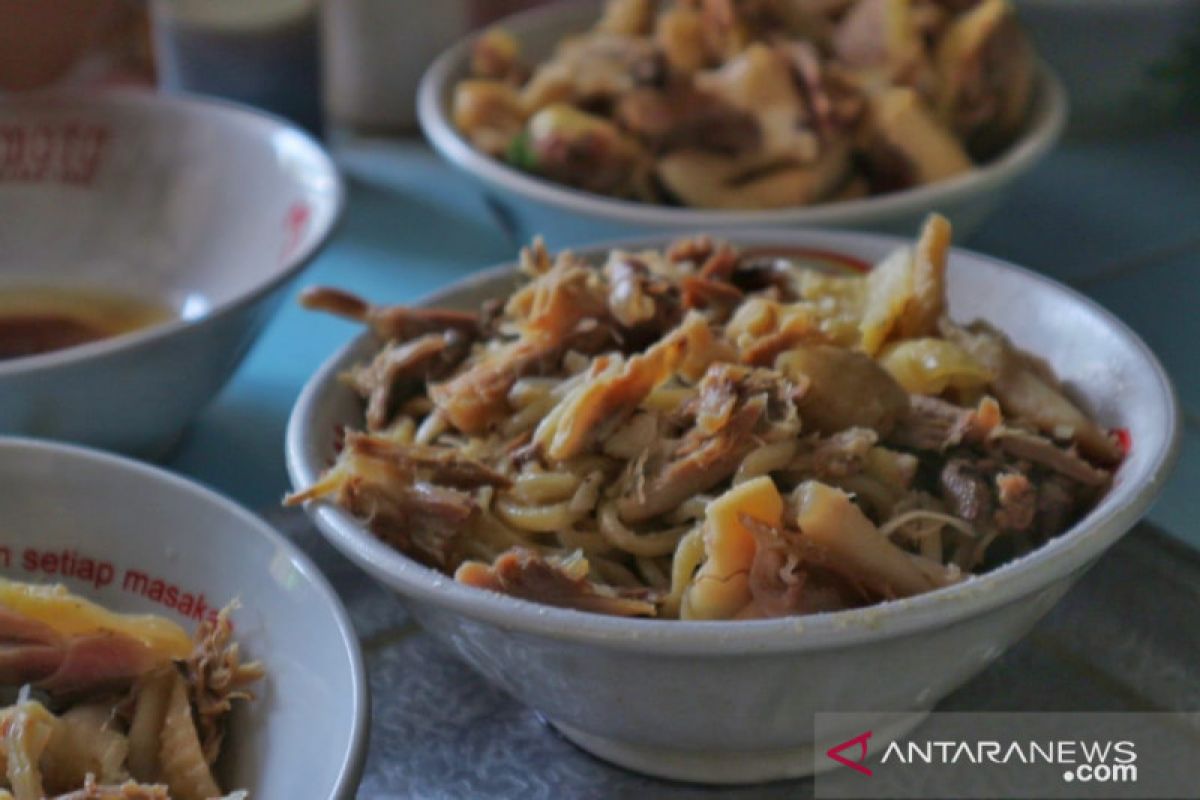 Manis, gurih mi ayam kawasan Grogol  Jakbar