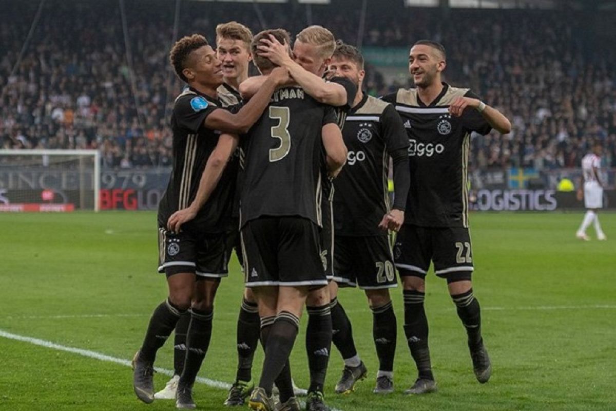 Liga Belanda: Ajax sementara geser PSV dari puncak klasemen