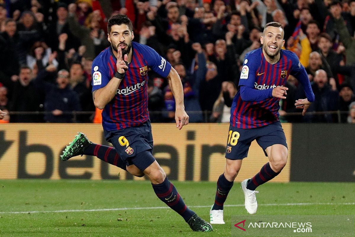 Barcelona menang 2-0 atas 10 pemain Atletico Madrid