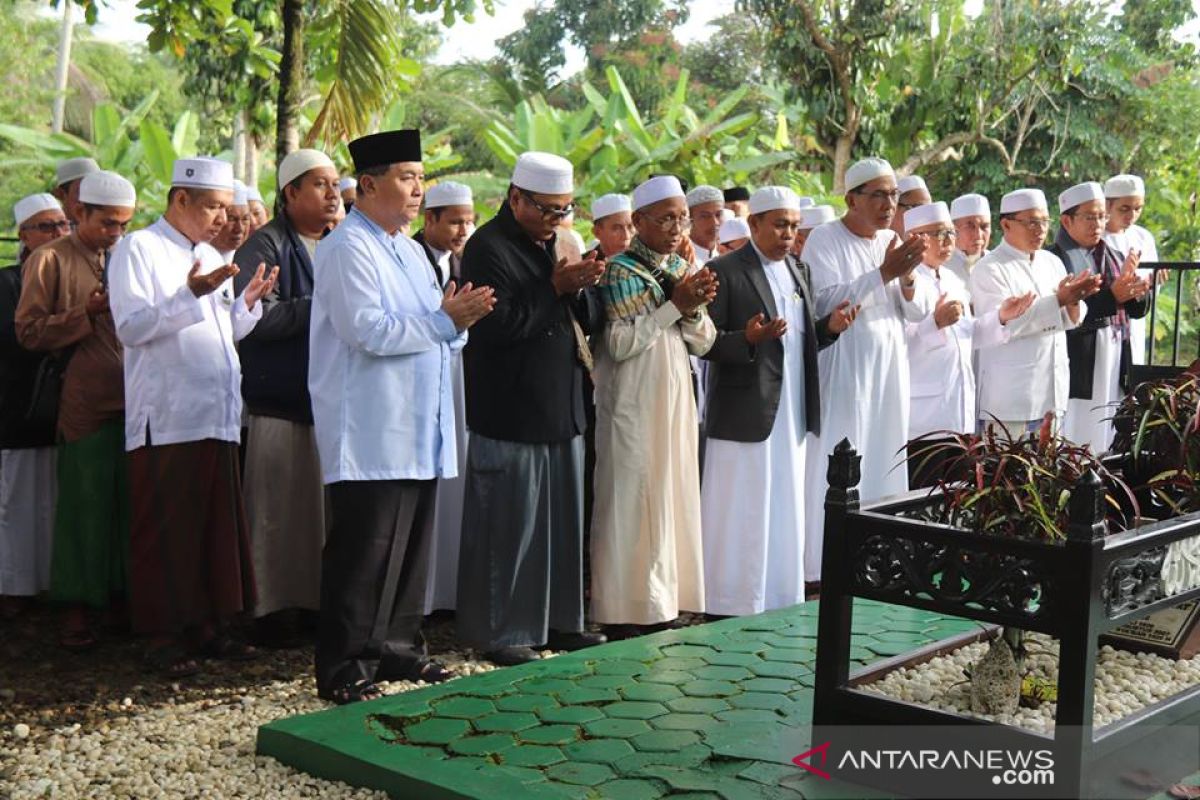 Jelang Ramadhan Bupati dan MUI HSS laksanakan Ziarah