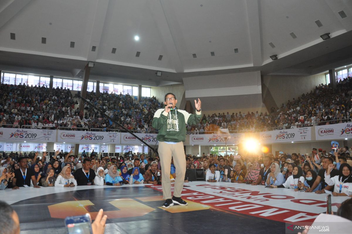 Sandiaga Uno sebar 