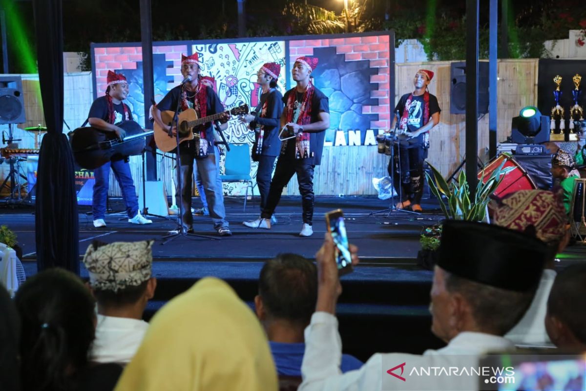 Puluhan grup ikuti festival musik jalanan Banyuwangi