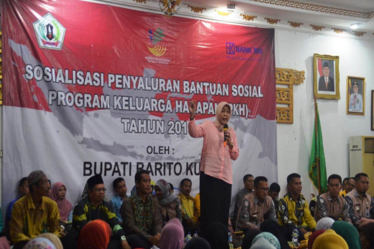 Bupati : PKH terbukti kurangi kemiskinan