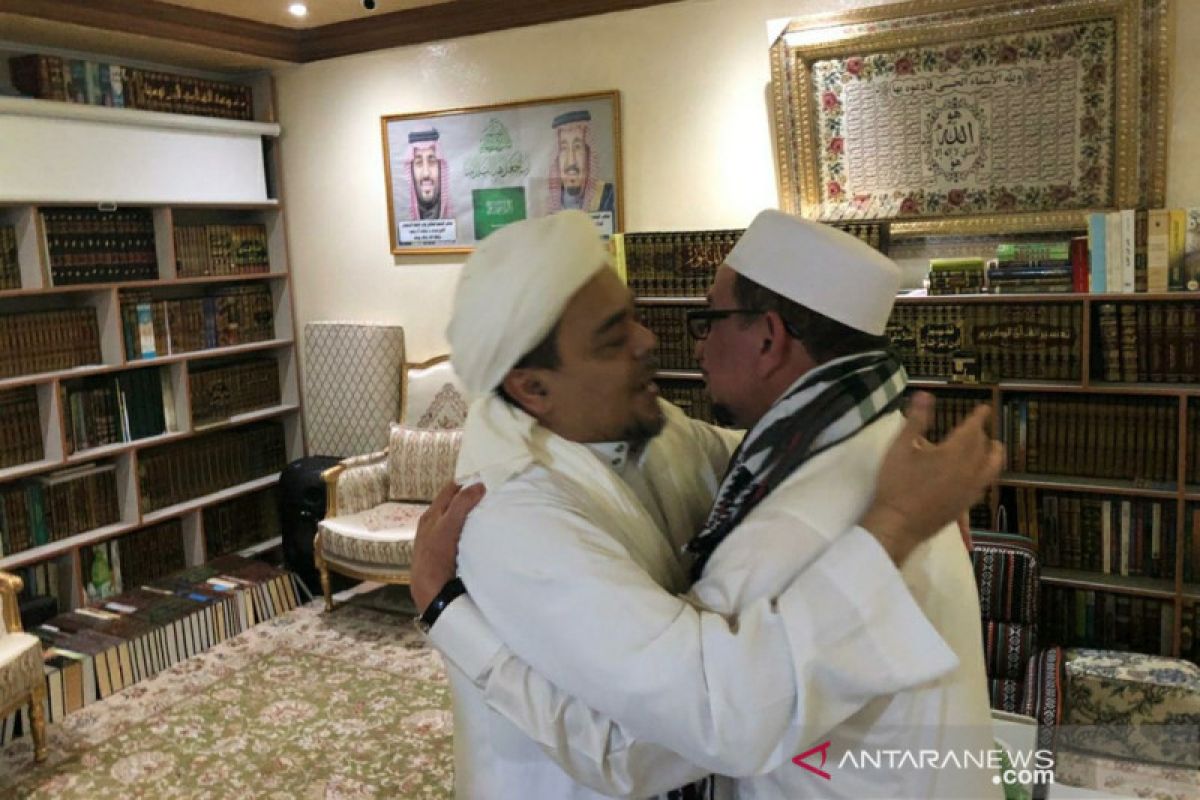 Ketua Majelis Syuro PKS Salim Segaf temui Habib Rizieq di Mekah