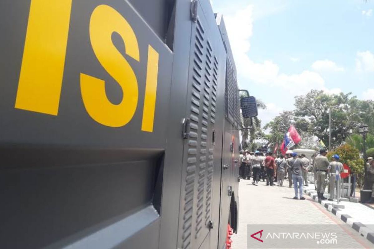 200 personel Polda Metro kawal demo di Kemenkumham
