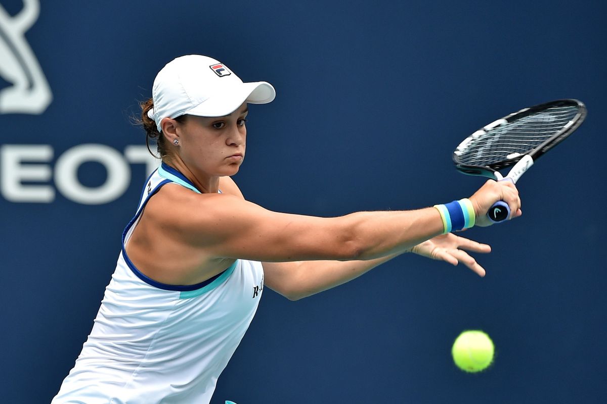 Ashleigh Barty petenis terbaik pilihan fans