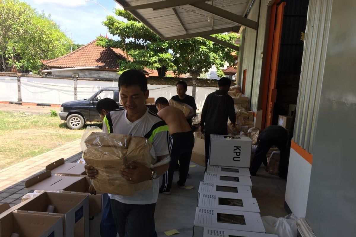 KPU Denpasar; logistik sudah 90 Persen