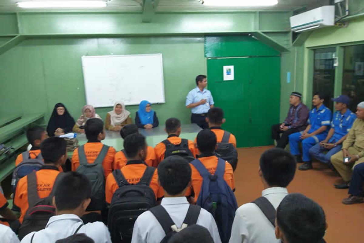 Dorong Peningkatan SDM, Dua SMK di Riau Kerjasama dengan RAPP