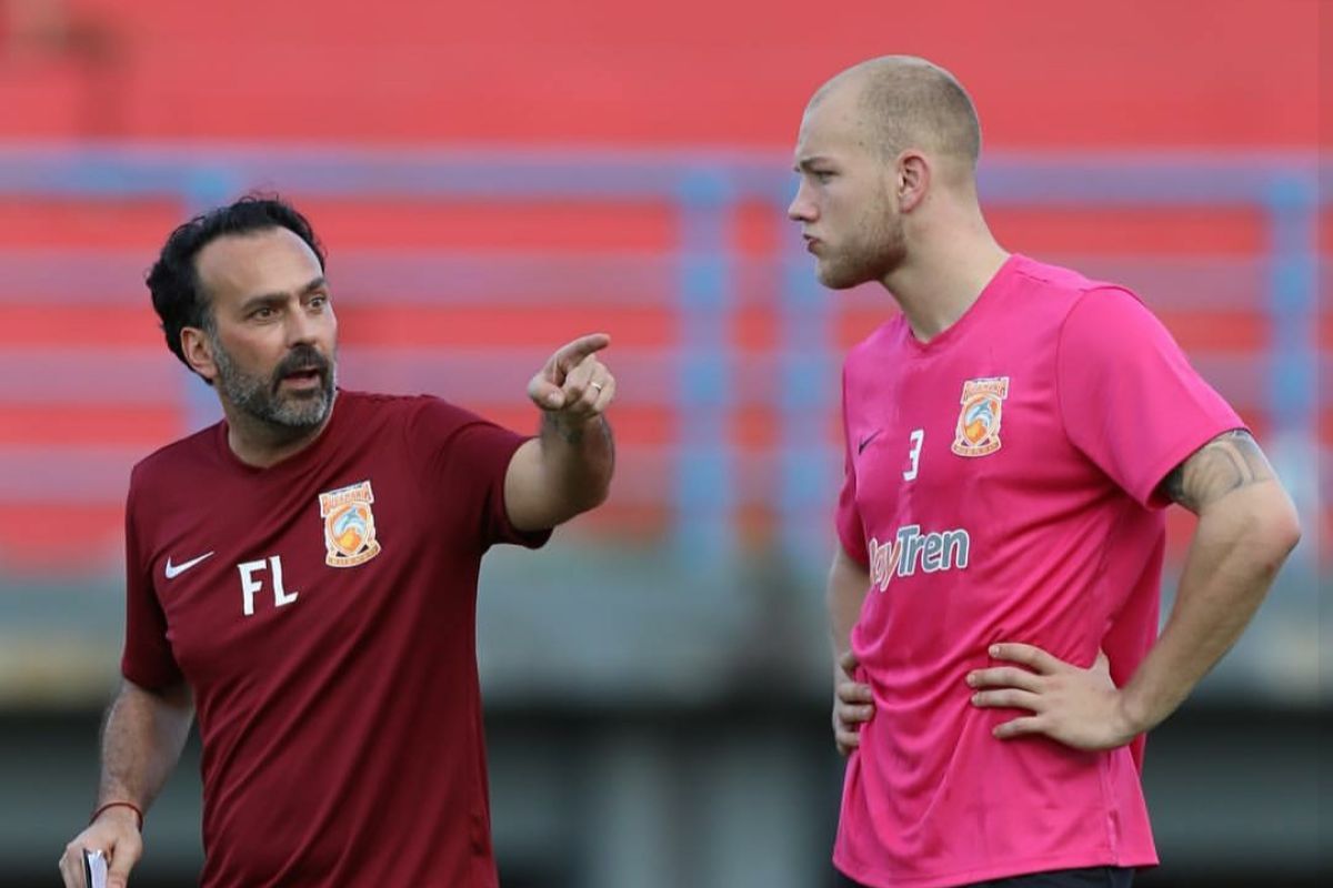 Manajemen Borneo lepas pelatih Fabio Lopez