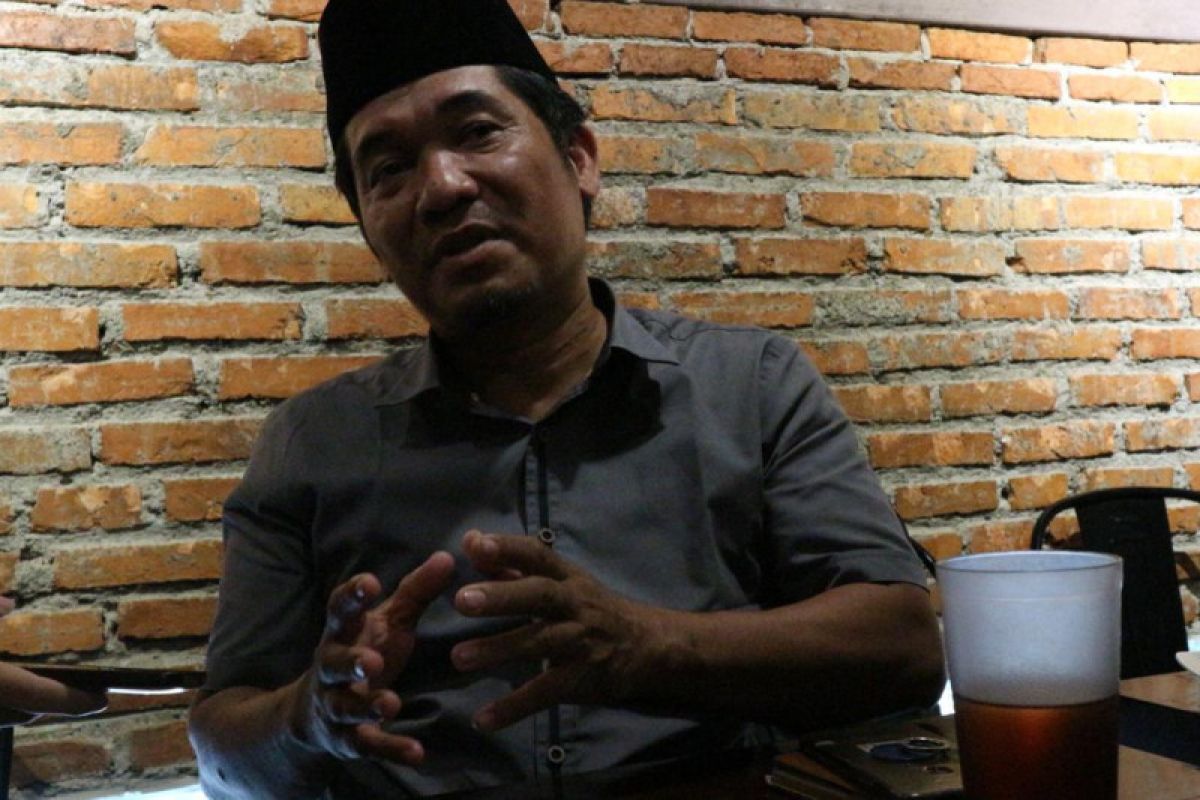 Ray: masyarakat Indonesia tahap fanatik politik