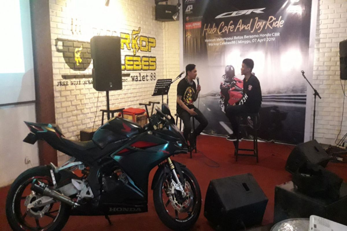 Honda Anugerah Perdana Palu gelar 'CBR Hub and Joy Ride'