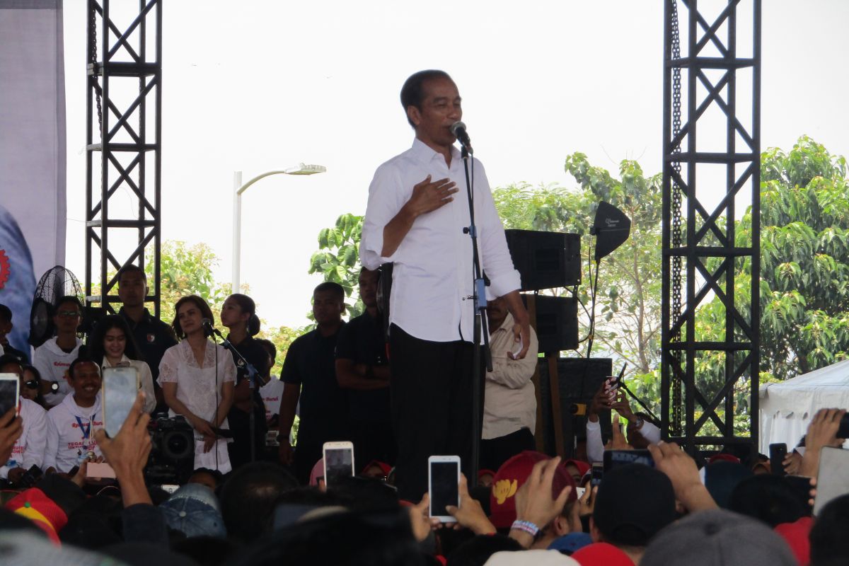 Jokowi: HUT BUMN tak ada kaitannya dengan kampanye akbar