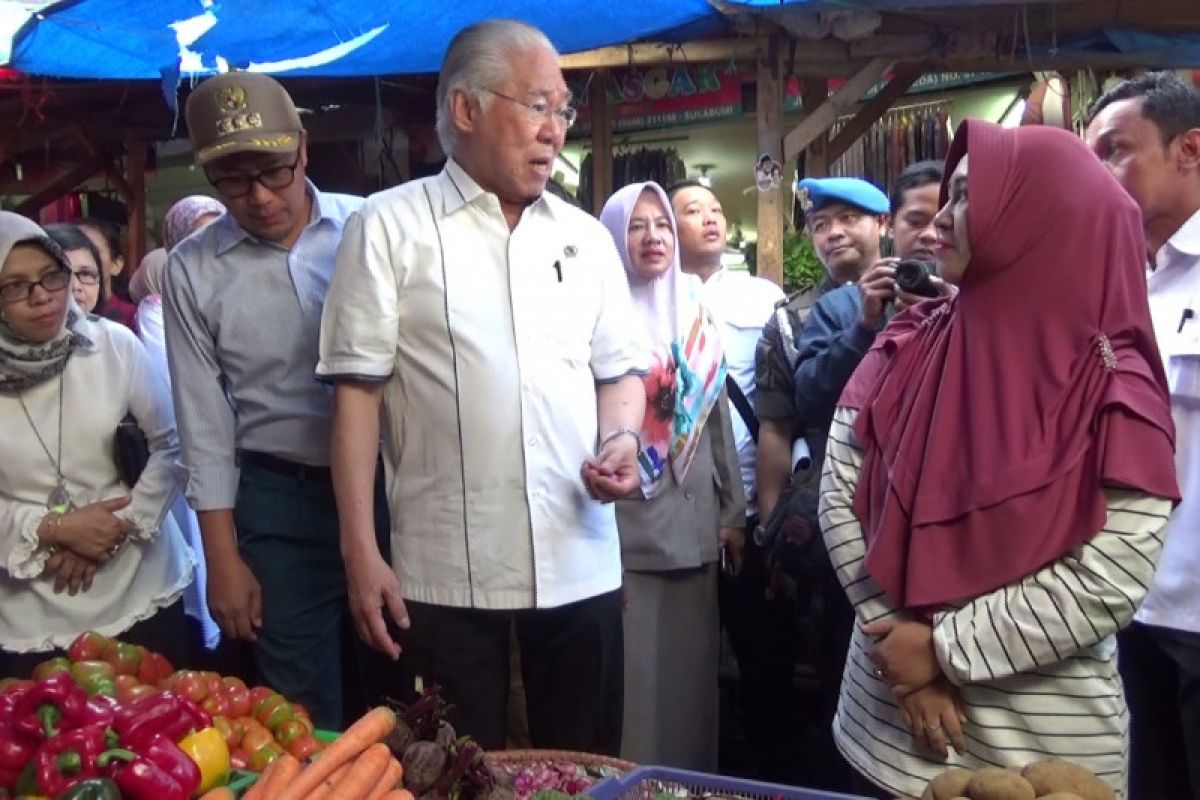 Mendag minta importir bawang putih lakukan operasi pasar