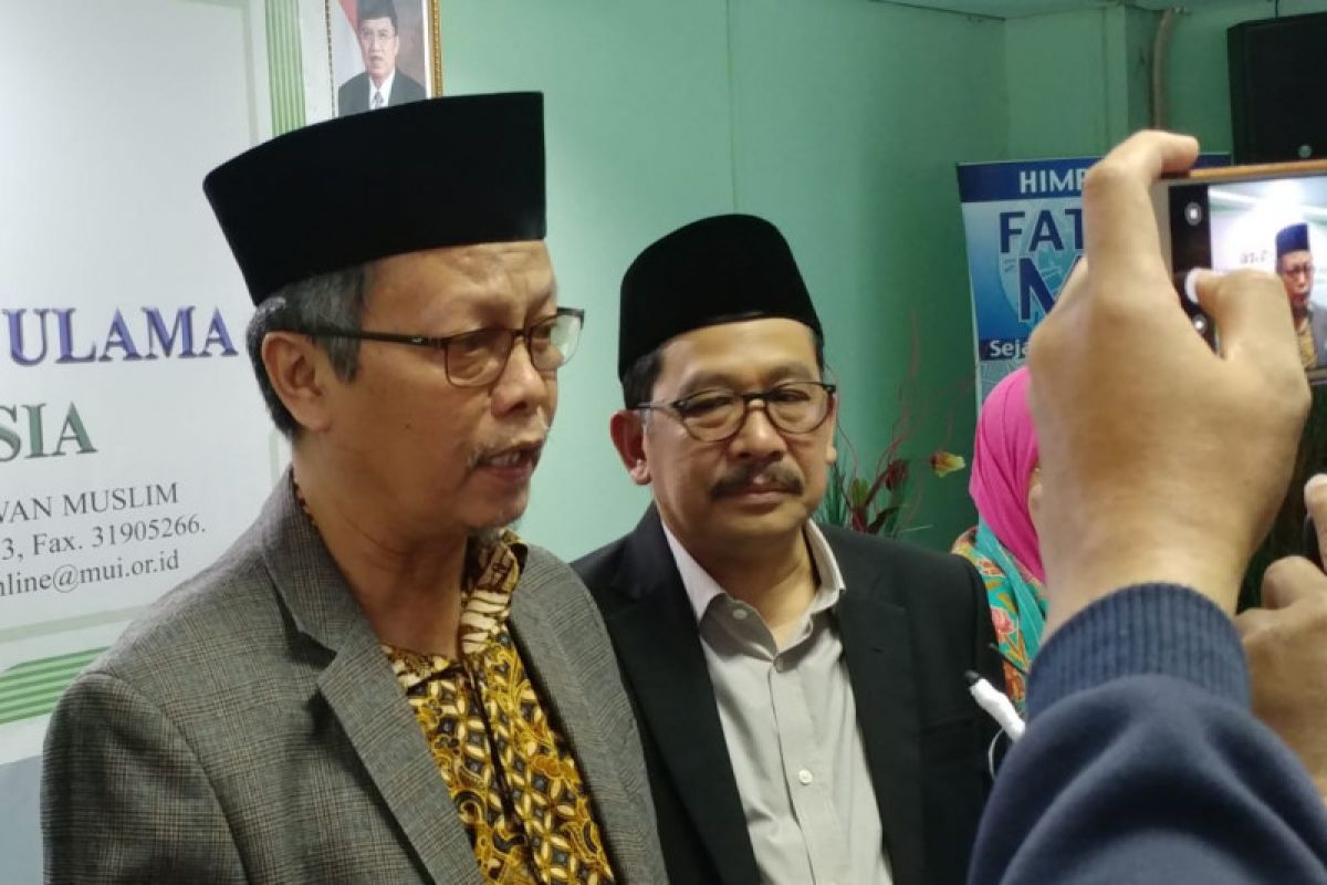 MUI: shalat tidak boleh ditinggalkan bahkan saat kampanye