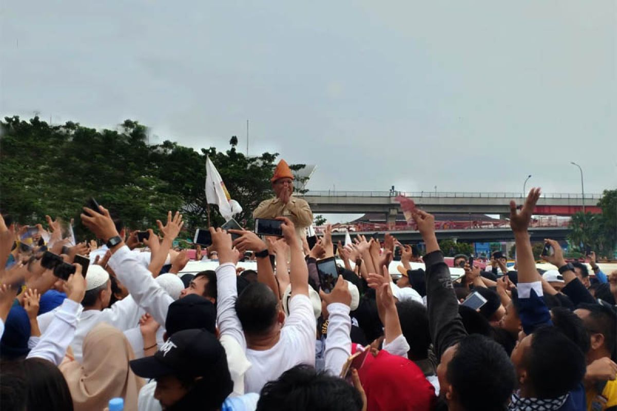 Hujan gerimis iringi kampanye akbar Prabowo di Palembang