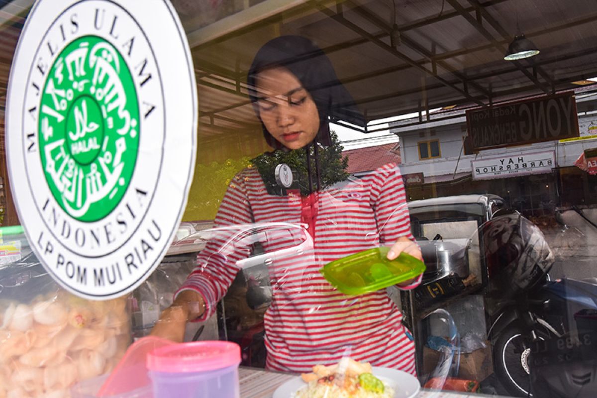 Saatnya dorong perekonomian melalui produk halal