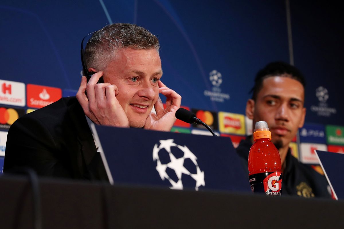 Solskjaer: Chris Smalling segera dipinjamkan ke AS Roma