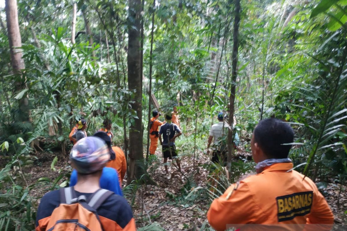 Tersesat semalam, pencari rotan Kolaka Timur ditemukan