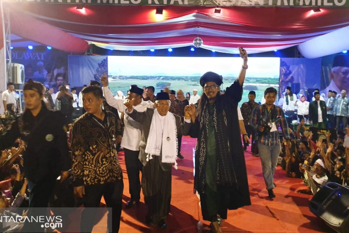 Ma'ruf Amin bersholawat bersama warga Lamongan