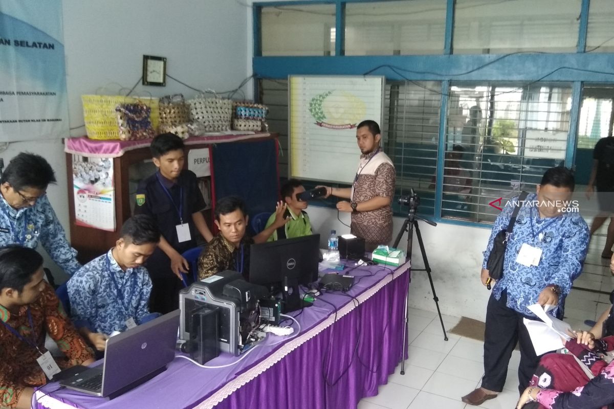 Sabtu-Minggu kantor Dukcapil tetap layani perekaman KTP-el