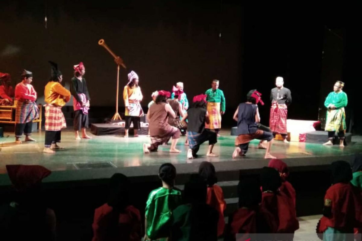 Pertunjukan Teater Karaeng Pattingalloang pukau pengunjung Trans Studio