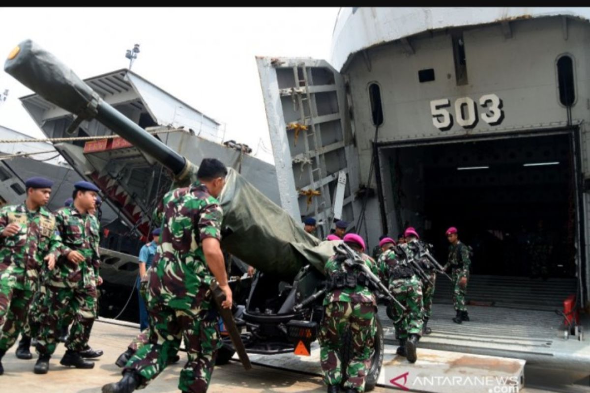 Satlinlamil TNI AL adakan latihan embarkasi dan debarkasi