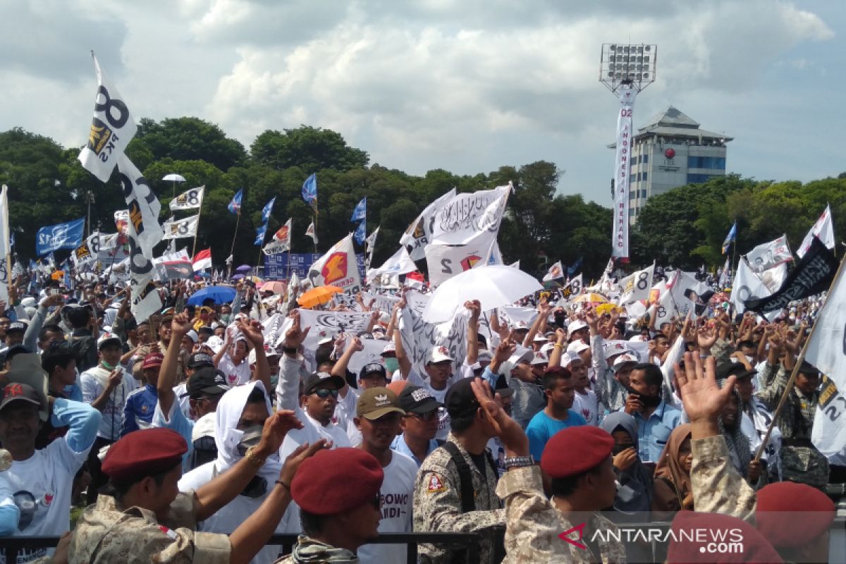 Amien: pemimpin harus bisa marah