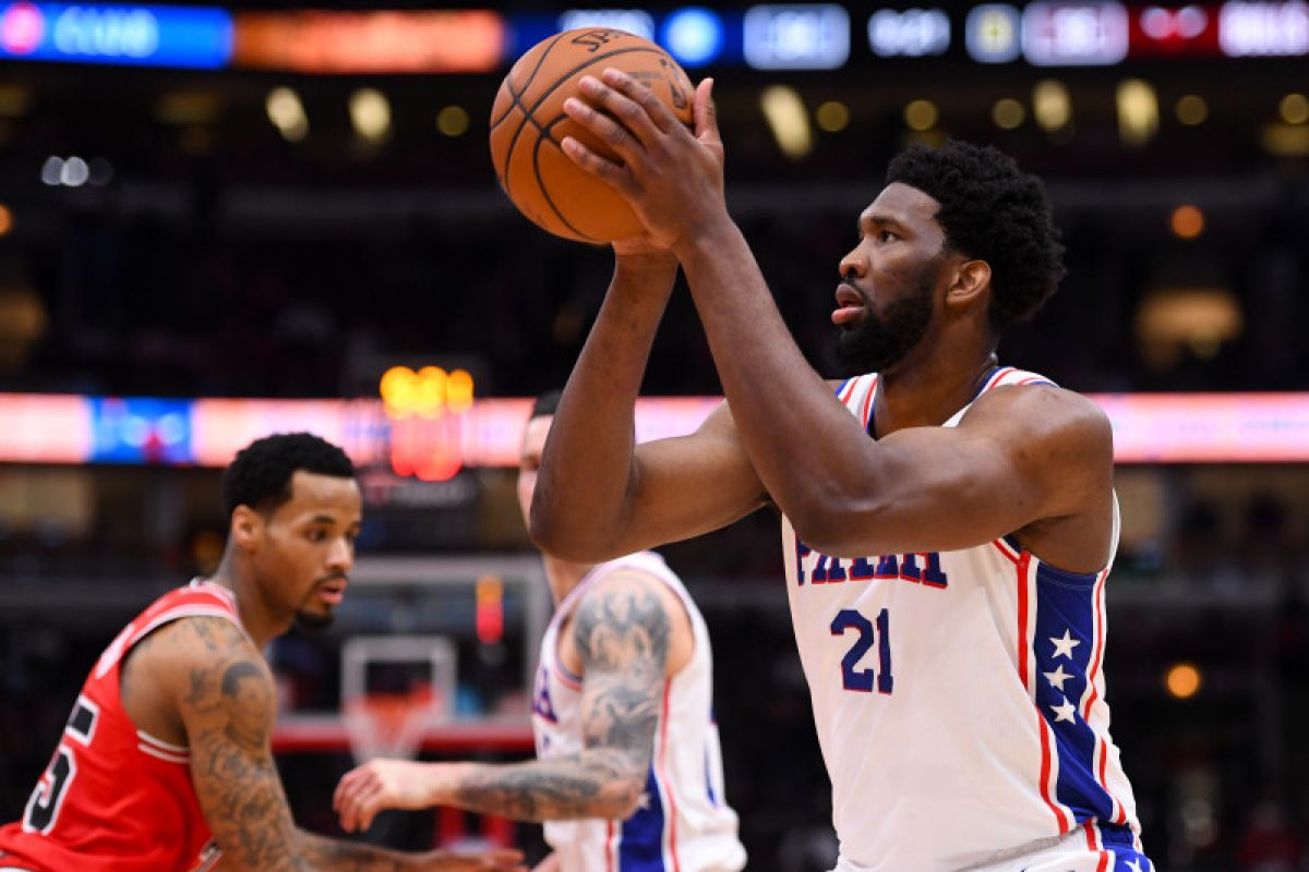 Joel Embiid absen bela 76ers di awal playoff