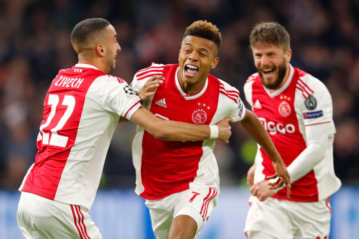 Ajax optimistis bertahan  di Liga Champions