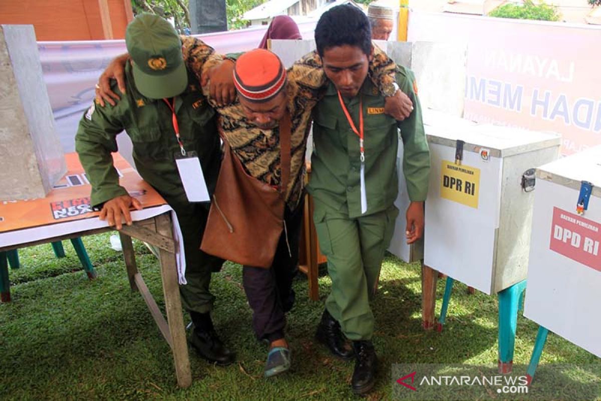 Simulasi pemungutan suara pemilu di Aceh Barat