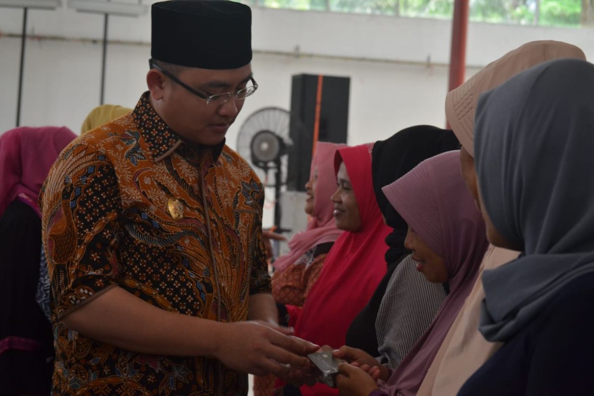 Pemprov Banten mengucurkan Rp87,5 miliar bantu 50 ribu keluarga miskin