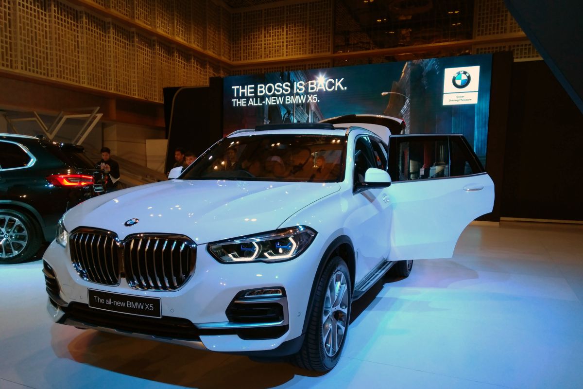 Kantung udara rusak BMW Tarik 360 Ribu Mobil dari Konsumen di China