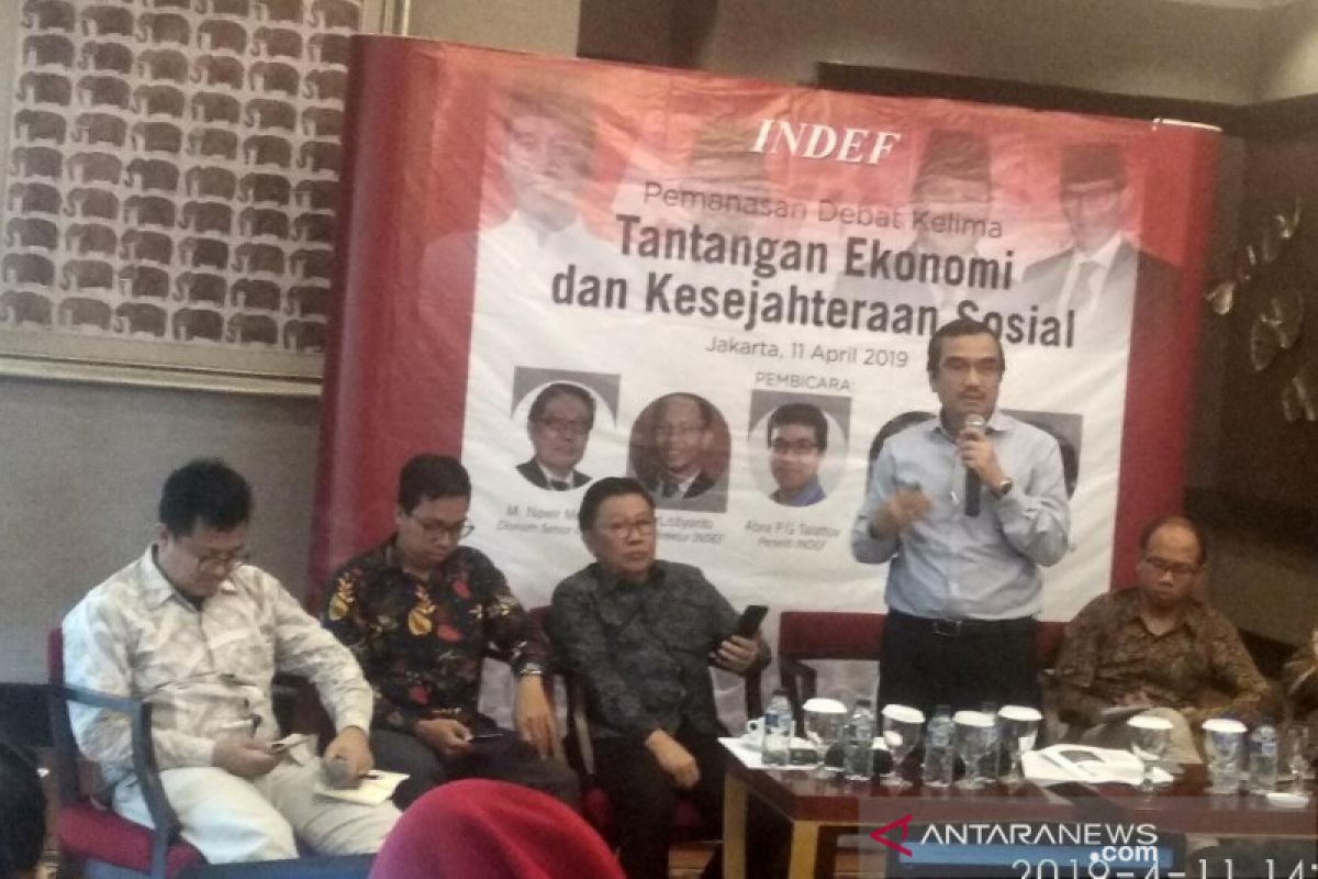 INDEF: Rasio utang Indonesia terhadap PDB aman