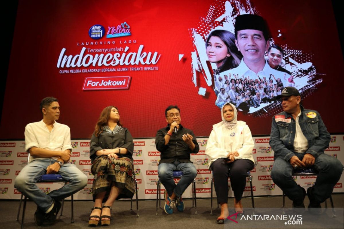 Alumni Trisaksi persembahkan lagu untuk Jokowi