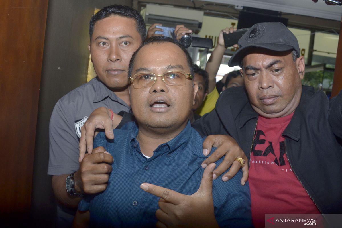 Tiga saksi untuk Ketua Kadin Bali diduga nikmati Rp16 miliar
