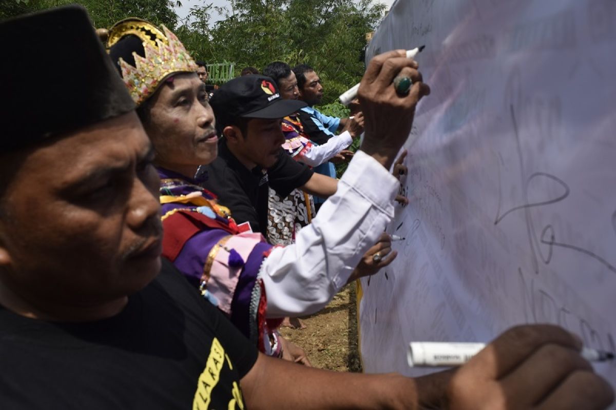 Warga Kaliurip Purworejo deklarasikan Desa Antipolitik Uang