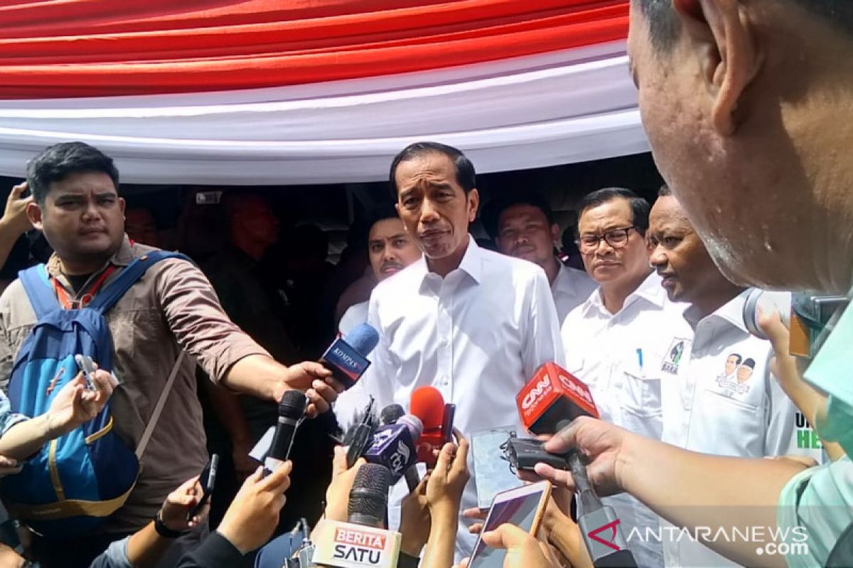 Jokowi sebut Bocimi solusi kemacetan Bogor-Sukabumi