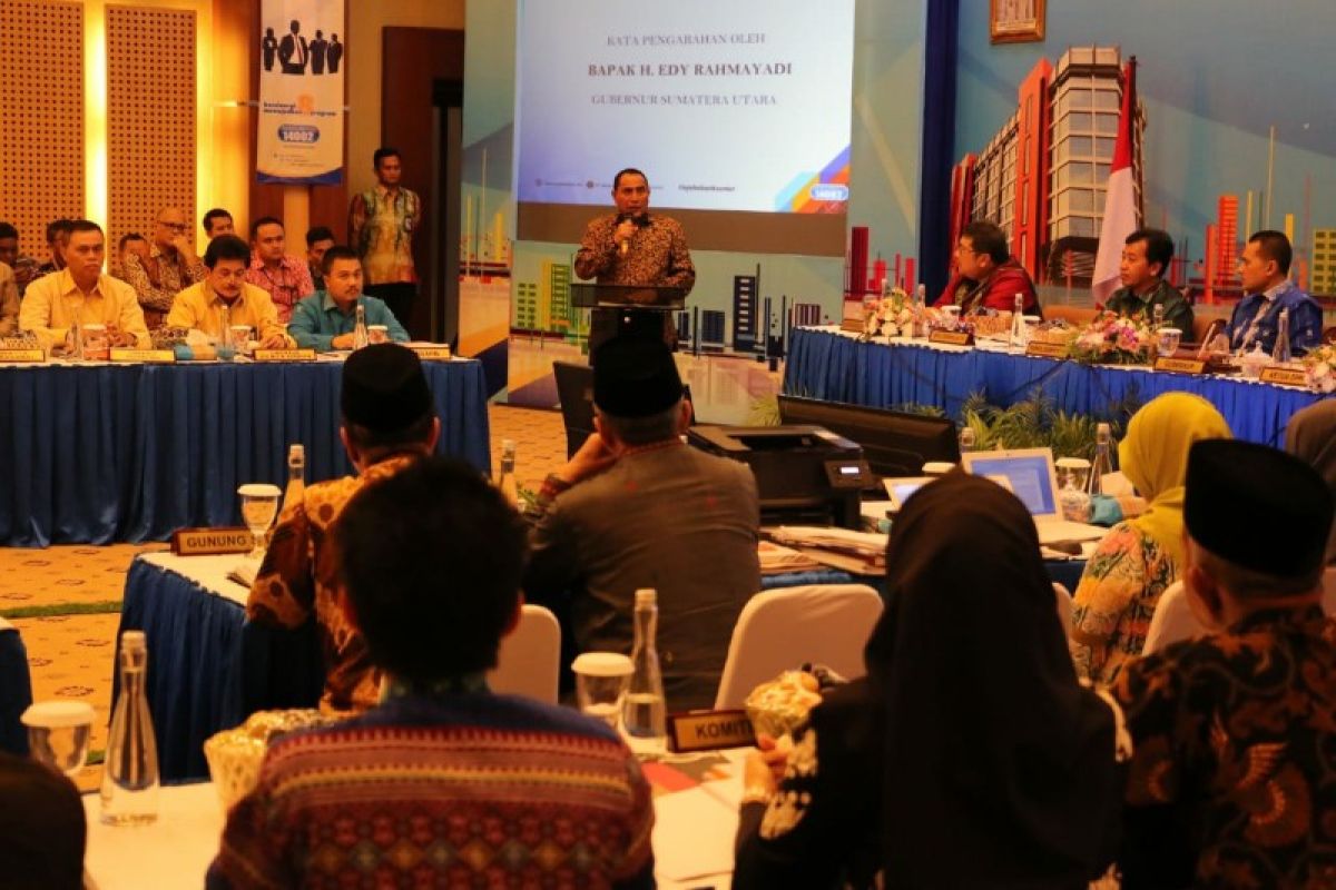 OJK expects shareholders to help add to North Sumatra Bank's capital