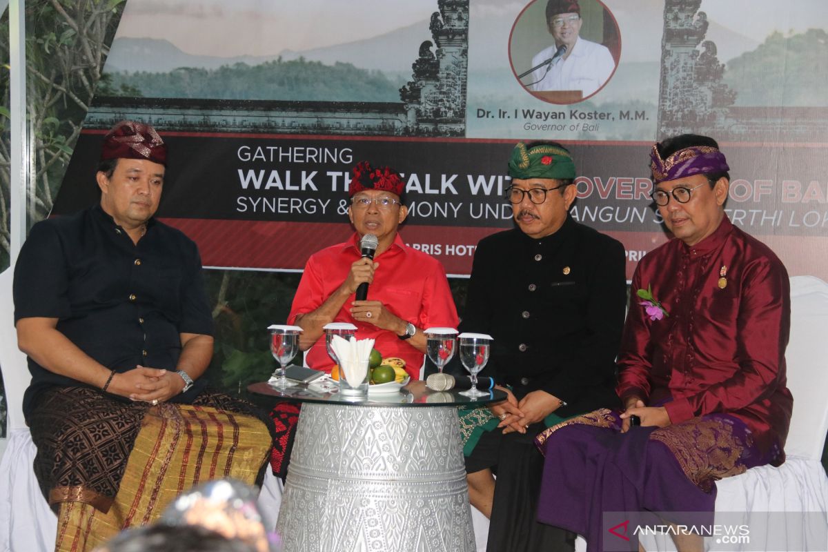 Gubernur serukan jaga Bali sebagai "The Island of Gods"